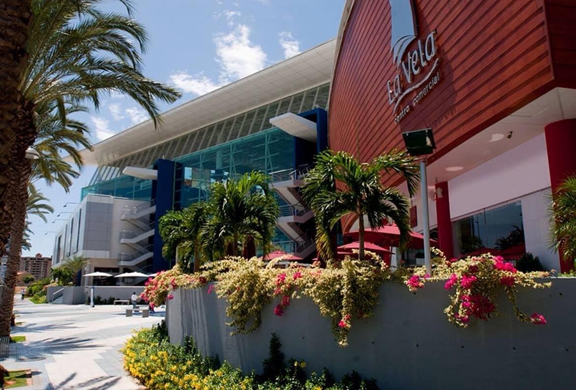 La Vela Centro Comercial